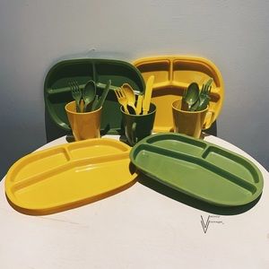 RARE Vintage 50s Basket Ville Picnic Dining Set